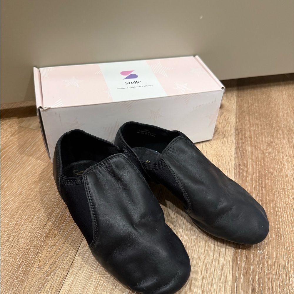 Stells Kids Jazz dance Black Slip-On Shoes